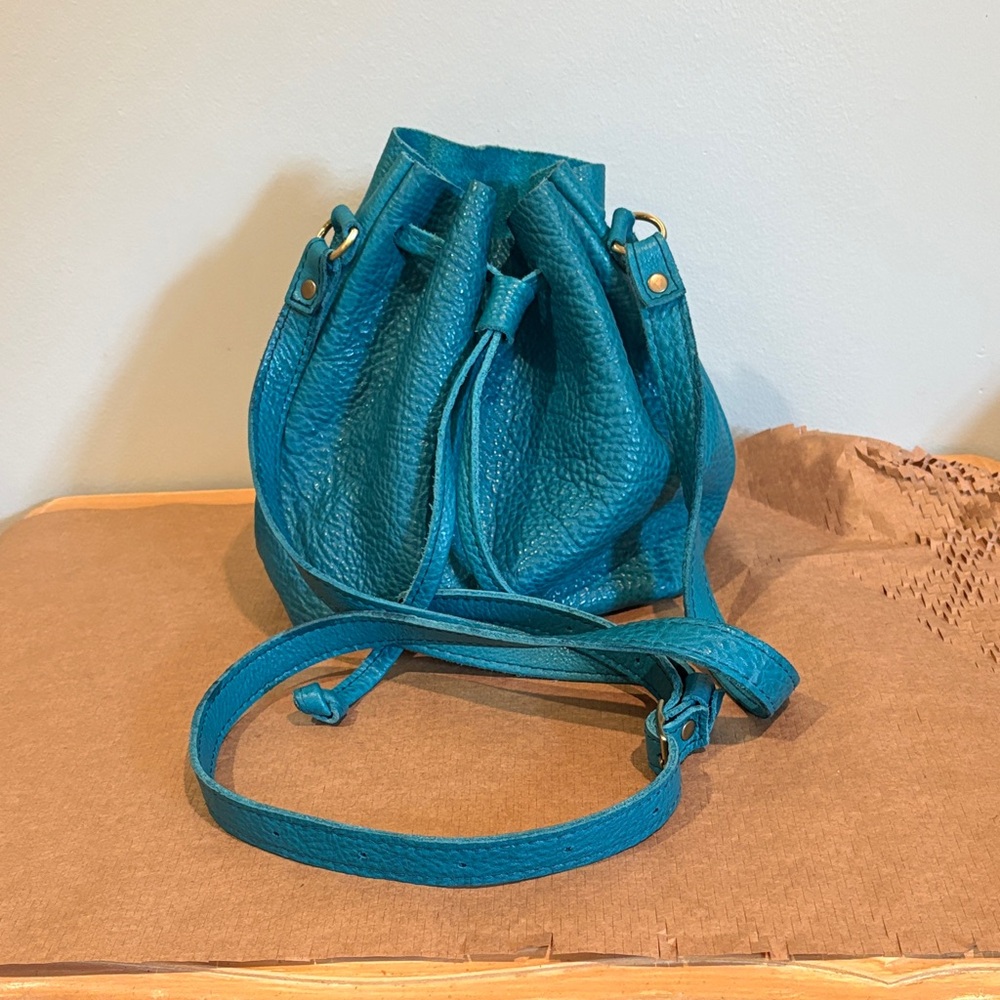 Portland Leather Turquoise Shoulder Bag